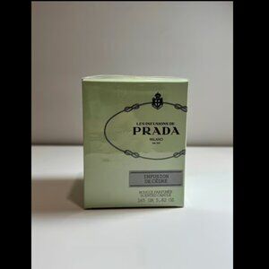 Prada Infusion de Cèdre Candle 5.8 oz.